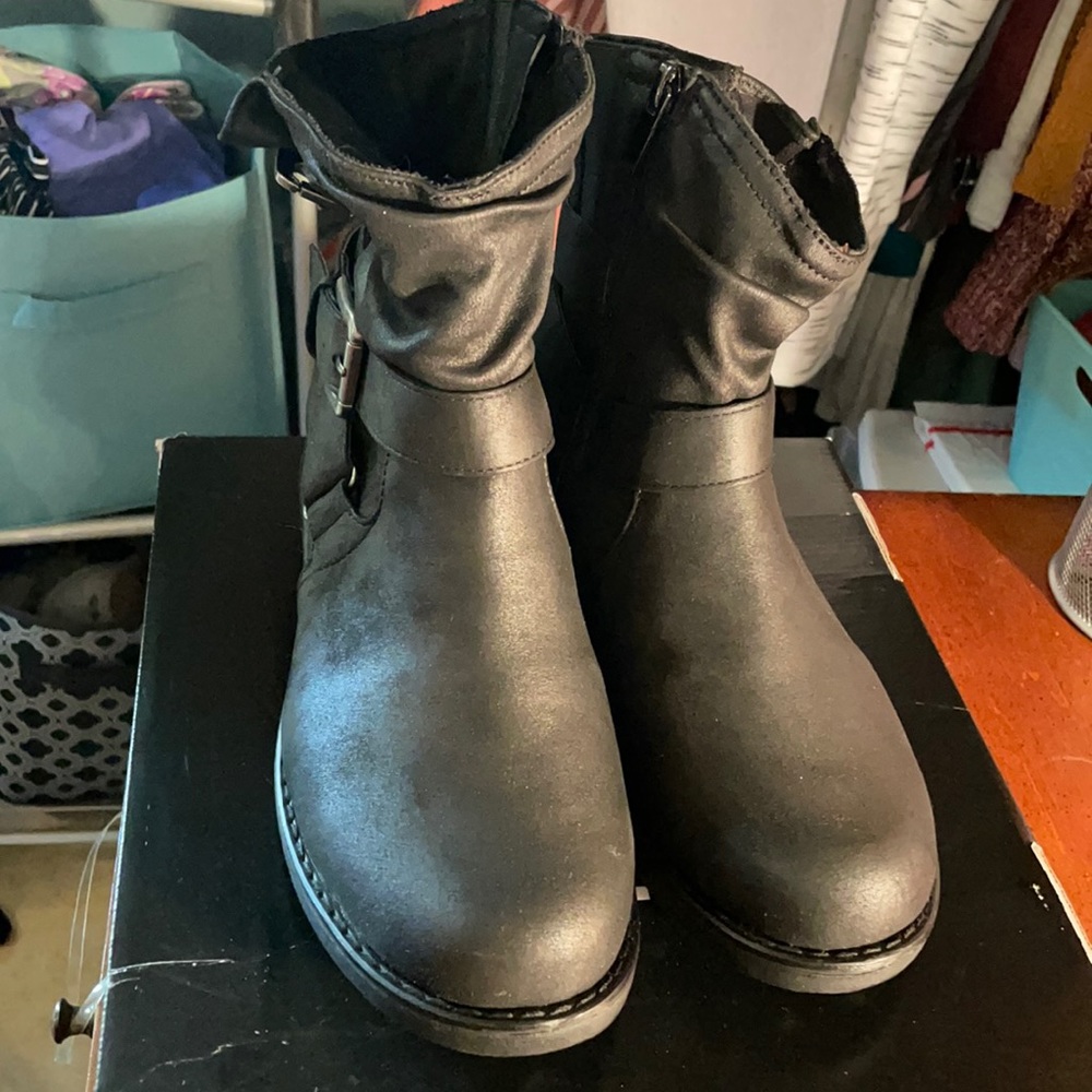 COPY - Woman’s Moto boot